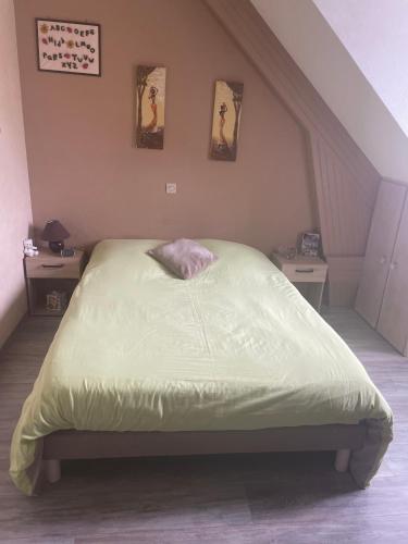 Postel nebo postele na pokoji v ubytování Maison Stéphane
