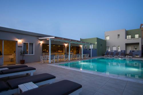 Gallery image of Golden Sun Boutique in Malia