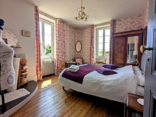 Katil atau katil-katil dalam bilik di Villa Rhôna