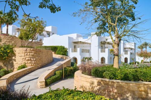 Κήπος έξω από το Hotel Novotel Sharm El-Sheikh