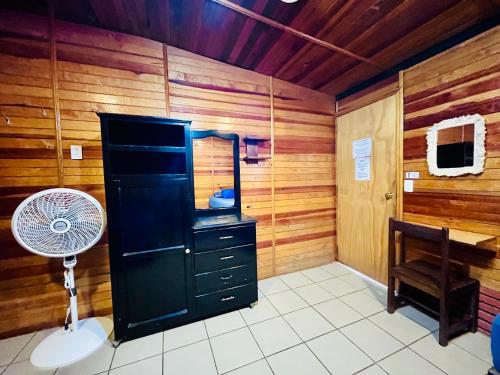 Φωτογραφία από το άλμπουμ του Wasi la Punta 7 Starlink 2min walk to the beach σε Brisas de Zicatela