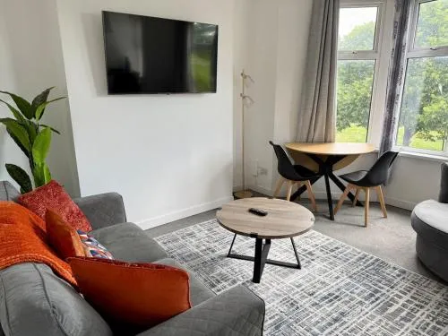City Centre Embankment Apartments Superb Location photo 31