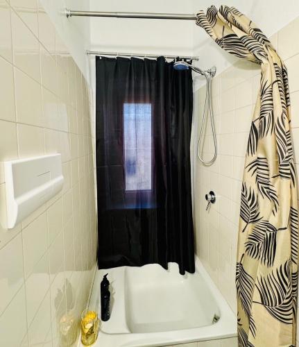 Nani'House Apartment in Lecco lake view photo 3