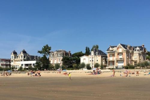 Joli studio - 1ere ligne- Front de mer Royan