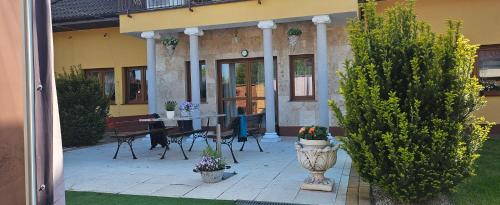 Zahrada ubytování Letnia willa Jacuzzi & Sauna