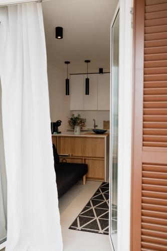 Η κουζίνα ή μικρή κουζίνα στο Apartmaji Punta