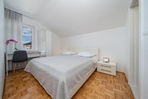 Apartment Ana