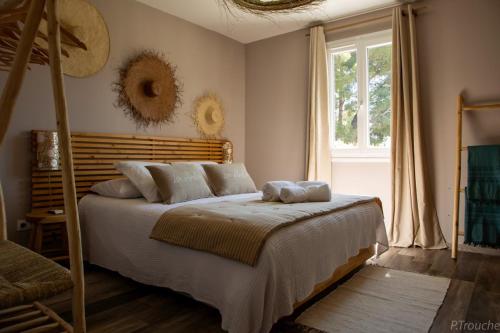 Postel nebo postele na pokoji v ubytování Maison avec piscine à Maussane les Alpilles