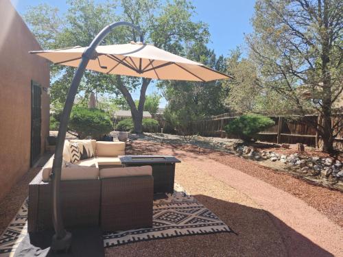 Tranquil Trails -Quiet Area - Pet Friendly - By I-40にある庭