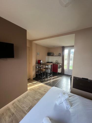 Fotografie z fotogalerie ubytování Super Appartement à deux pas du jardin des plantes v destinaci Rouen