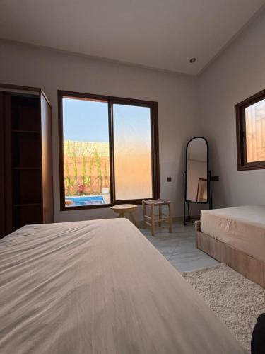 Postel nebo postele na pokoji v ubytování Marrakech Private Villa with Pool, Near Ourika and Atlas Mountain