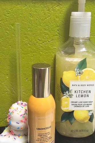 a bottle of kitt kitchen lemorn and a bottle of lemon soap at A Piece of Sun in Panama City