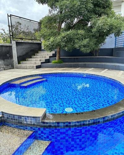 Бассейн в Rumah Kolam Pribadi или поблизости