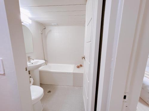 Koupelna v ubytování Rapym Coliving House