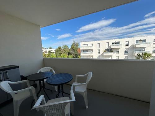 Photo de la galerie de l'établissement Appartement neuf pour 4 pers. avec parking privatif - FR-1-837-12, à Argelès-sur-Mer