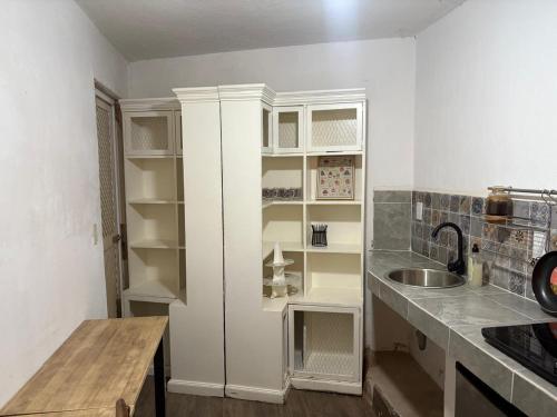 Η κουζίνα ή μικρή κουζίνα στο Confortable depa cerca de Expo Guadalajara