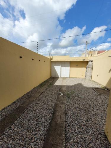 Gambar di galeri bagi Casa duplex em Maracanaú com ar-condicionado di Maracanaú