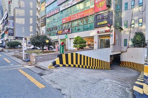 Gallery image of Changwon Sangnam Zeta in Changwon