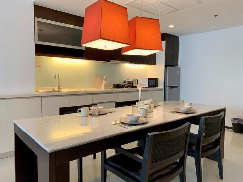 Dapur atau dapur kecil di Sathorn Prime Residence 2BR #Bangkok