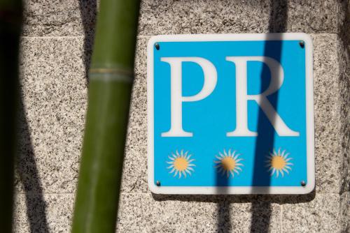 a sign for the rtk on a wall at Pontus Veteris in Sanxenxo