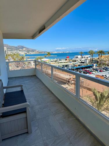 Newly Renovated City & Beach Apartment