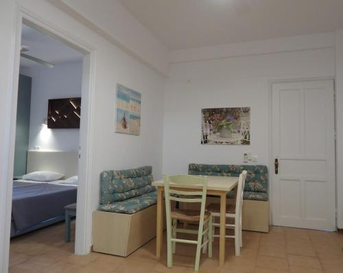 Χώρος καθιστικού στο Vlachos Apartments Acharavi