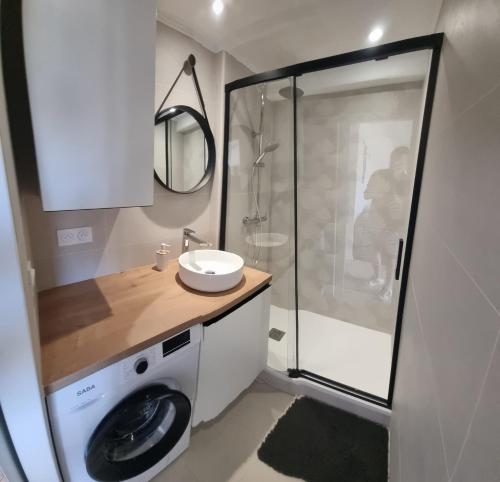 Phòng tắm tại Marina 2 , appartement vue mer exceptionnelle