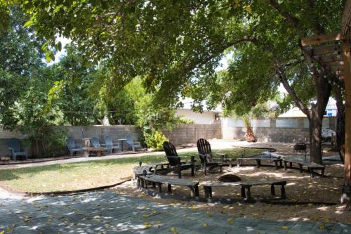 Zahrada ubytování St George Family Getaway with Fire Pit, Ping Pong and Pet-Friendly Amenities