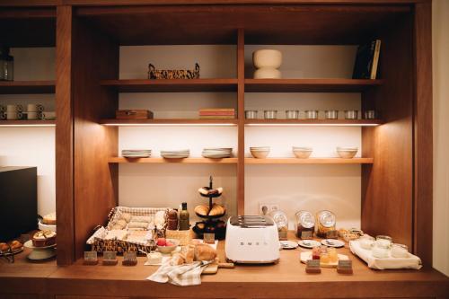H La Paloma Boutique