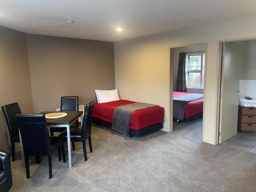 Postel nebo postele na pokoji v ubytování 388 Tay Motel