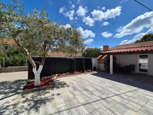 Apartment Bailando - Private Parking & Grill