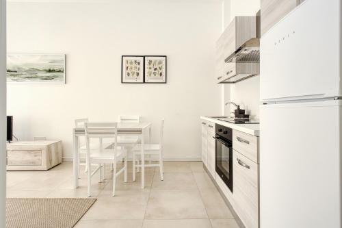 Just Urban Stays - Modern Studio Apartment Navigli - Metro M2