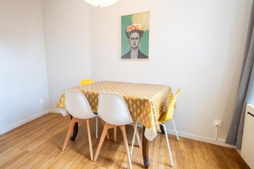 Photo de la galerie de l'établissement AU VINCI JAUNE NEW APARTMENT 4pers, à Amboise