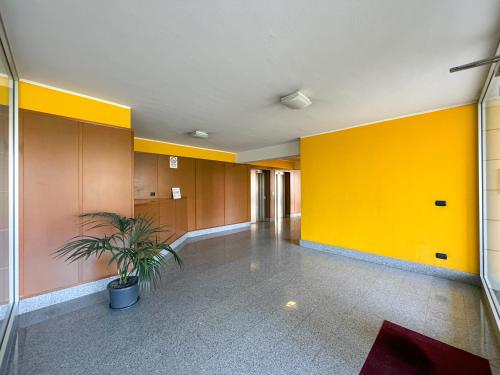 80m2, 7 piano, bilocale con 2 terrazze e 2 bagni