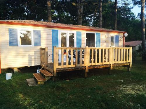 Imagen de la galería de Mobil-home 6 personnes 3 chambres, en La Boissière-de-Montaigu
