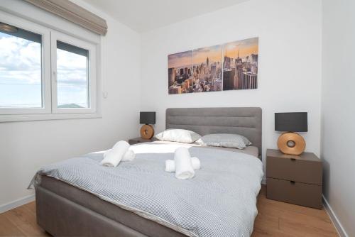 Anavi Apartment