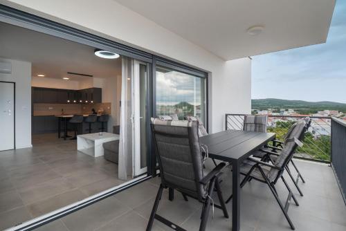 Anavi Apartment