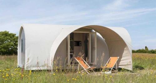 Camping 3 étoiles - Piscine - eecbgf