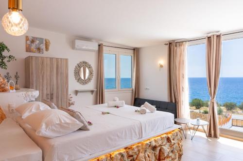 Tholos Stone Suite with Amazing View