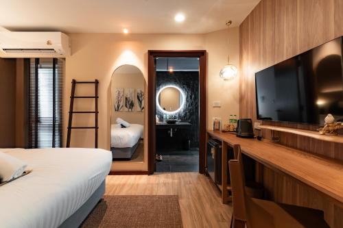 TV a/nebo společenská místnost v ubytování Mybed Chonburi