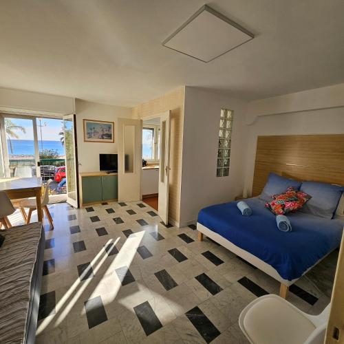 Vue mer studio tout équipé