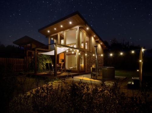 Rezerwat Wielin Sauna - Balia - Hot Tube - Jacuzzi - Basen - Klimatyzacja - Kominek