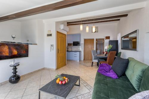 Old Town Apartments in Umag