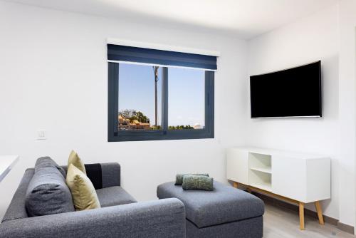 Minimalist Home La Pecera