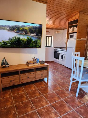 Η κουζίνα ή μικρή κουζίνα στο A Casa do Fondal