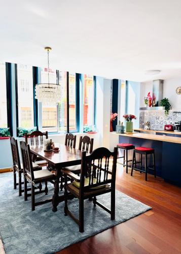 Trendy Ruzafa Neighborhood - Spacious 3BR with Double Terrace