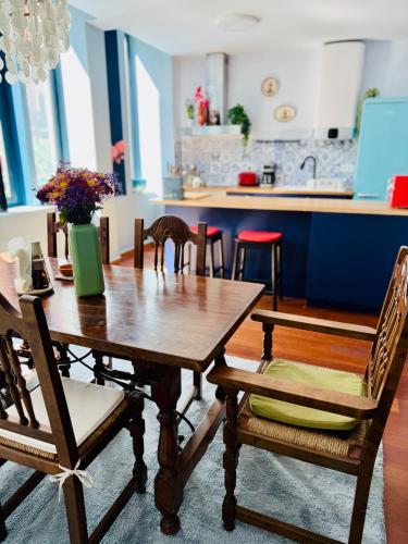 Trendy Ruzafa Neighborhood - Spacious 3BR with Double Terrace