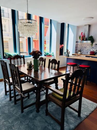 Trendy Ruzafa Neighborhood - Spacious Luxury 3BR with Double Terrace