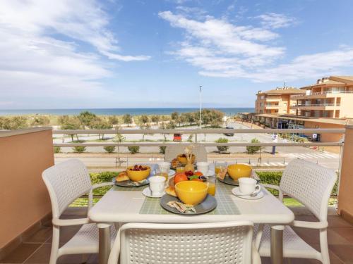 Apartment Port Pals Sea View by Interhome