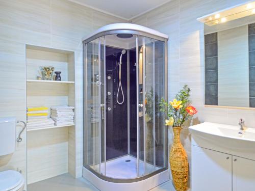Apartment Andrea by Interhome